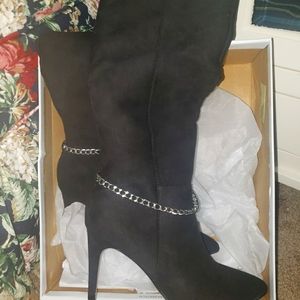 Brand New suede boots